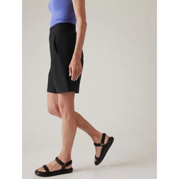 Athleta | Brooklyn Bermuda Short In Black - Picture 2 of 13